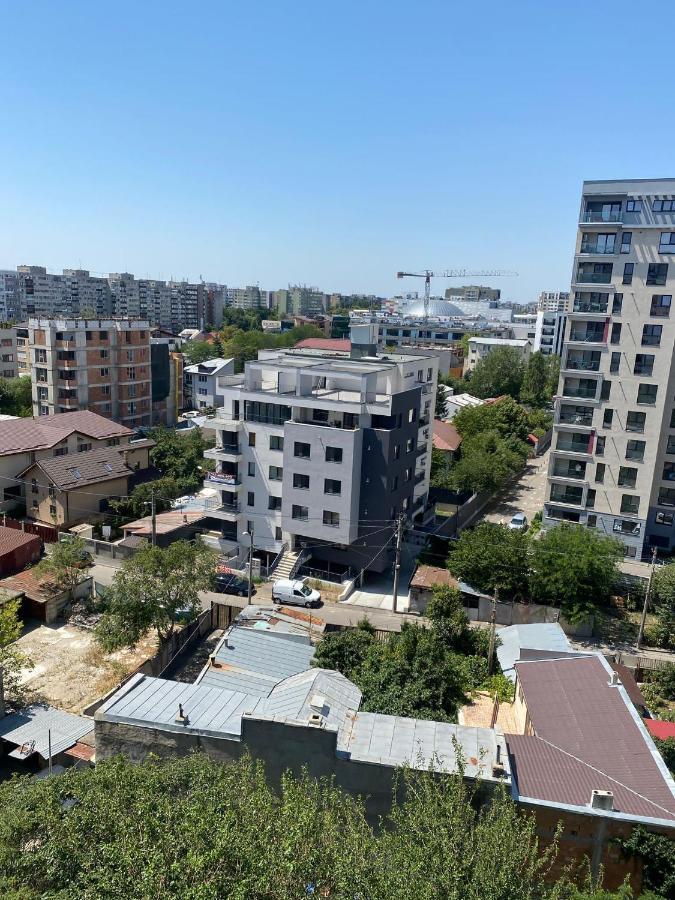 Plazza * Bucureşti